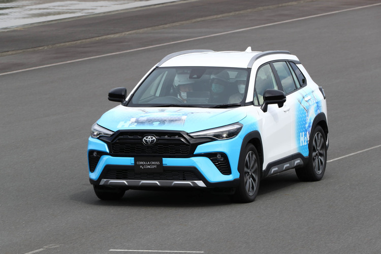 Toyota-Corolla-Cross-Hydrogen-Concept-00004.jpg