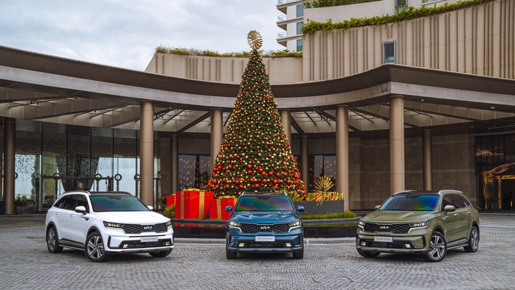 line-up-xe-sorento-hybrid.jpg line-up-xe-sorento-hybrid.jpg
