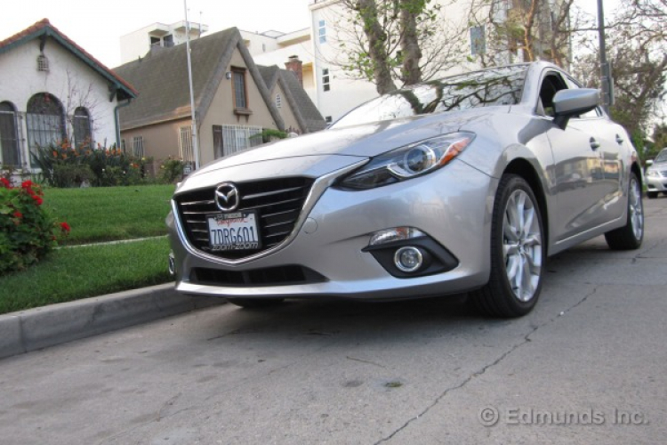 Hyundai Genesis Sedan 2015 sắp bán tại Việt Nam ? Hyundai Genesis Sedan 2015 sắp bán tại Việt Nam ?