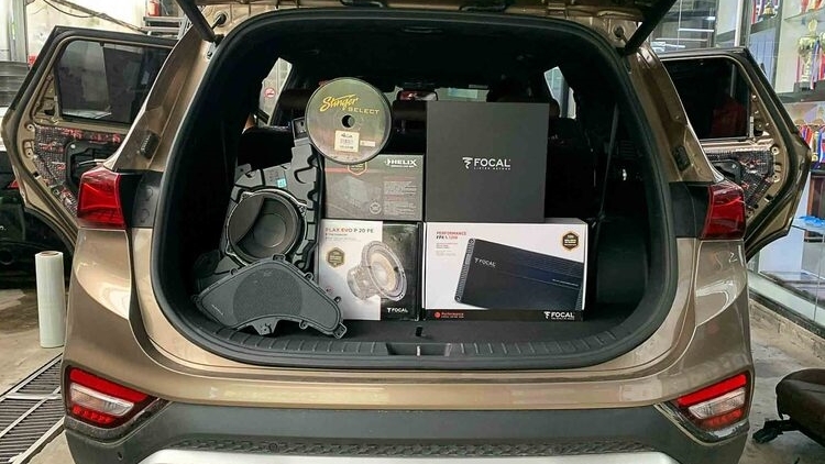 Hyundai Santafe 2020 Với Bộ Loa Focal UTOPIA Chơi Full Active Phía Trước Hyundai Santafe 2020 Với Bộ Loa Focal UTOPIA Chơi Full Active Phía Trước