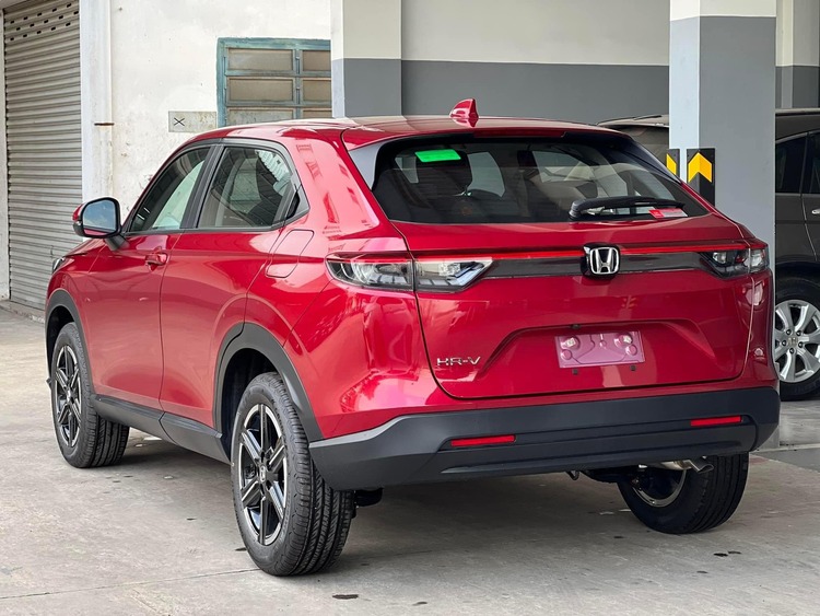 Honda HR-V G giá 699 triệu đồng đã về đại lý, số lượng hạn chế, manh nha kèm “lạc”