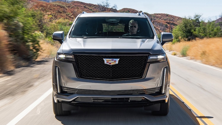 Cadillac-Escalade 2022.jpg