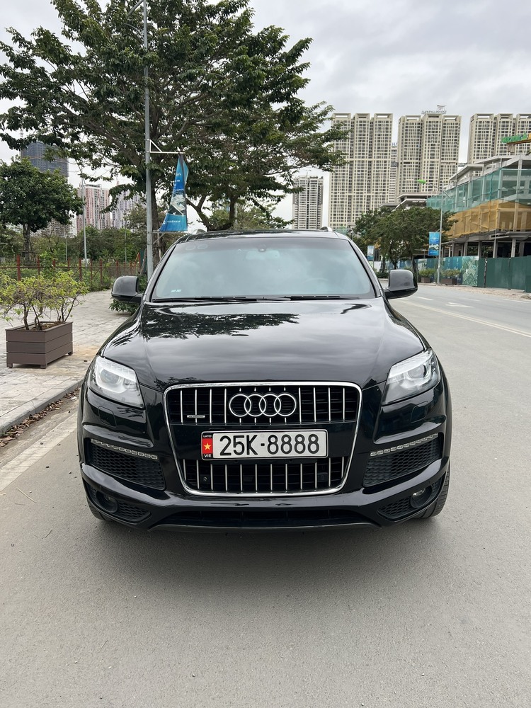 Mới mua lại Audi Q7 4.2 2008 biển đẹp 8888, cần làm gì và nâng cấp gì?