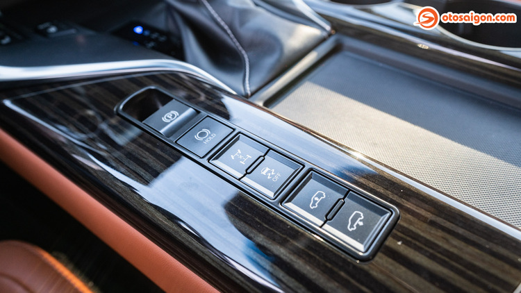 OS-Lexus-LX-600-VIP-47.jpg OS-Lexus-LX-600-VIP-47.jpg