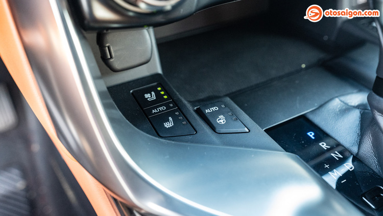 Đánh giá Lexus LX 600 VIP: Xứng danh “chuyên cơ mặt đất” cho những trải nghiệm đỉnh cao