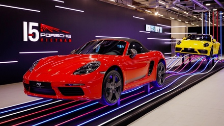 Porsche Vietnam - 15th Anniversary - 001.jpg