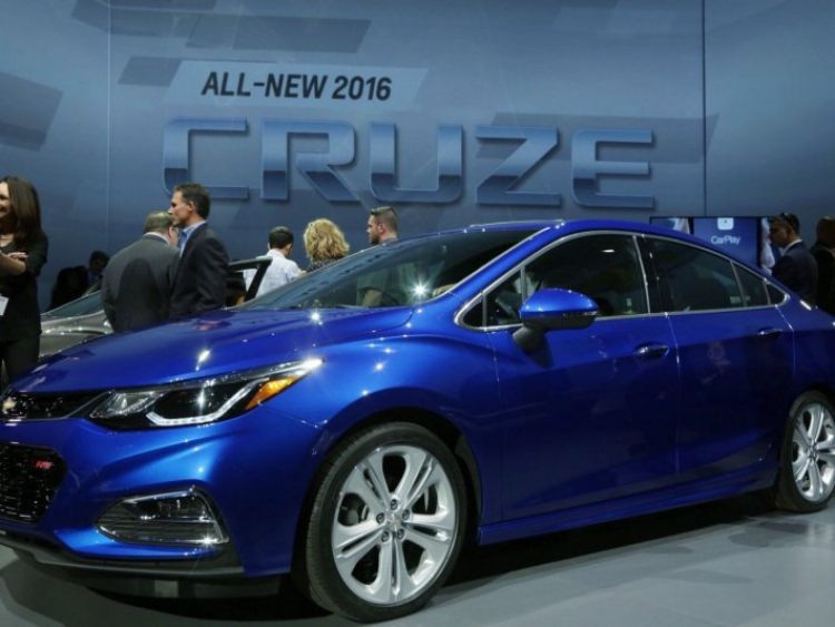 Chevrolet Cruze 2016 chính thức “trình làng”