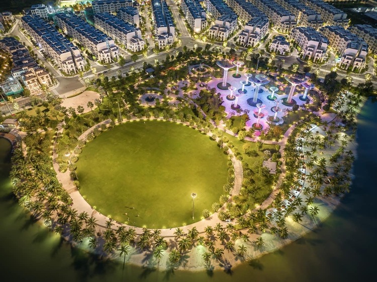 VINHOMES GRAND PARK QUẬN 9 LÀ CÁI “BẪY GẤU” CHO NHỮNG KHÁCH YÊU MÀU HỒNG! VINHOMES GRAND PARK QUẬN 9 LÀ CÁI “BẪY GẤU” CHO NHỮNG KHÁCH YÊU MÀU HỒNG!