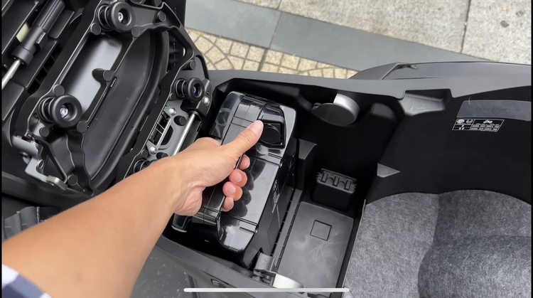 Yamaha ra mắt mẫu xe máy điện đầu tiên: Giá 50 triệu đồng, tầm hoạt động 72km Yamaha ra mắt mẫu xe máy điện đầu tiên: Giá 50 triệu đồng, tầm hoạt động 72km