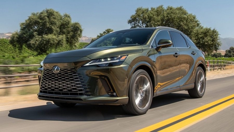 2023-Lexus-RX-450h-04-900x563.jpg 2023-Lexus-RX-450h-04-900x563.jpg