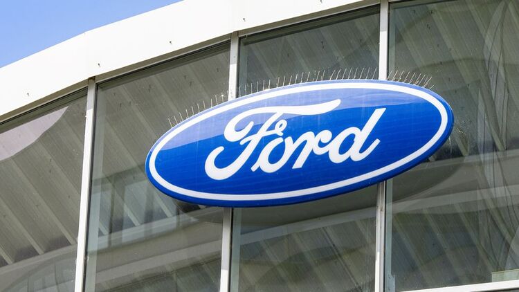 logo-of-ford-at-a-car-dealership-royalty-free-image-1672239850.jpg