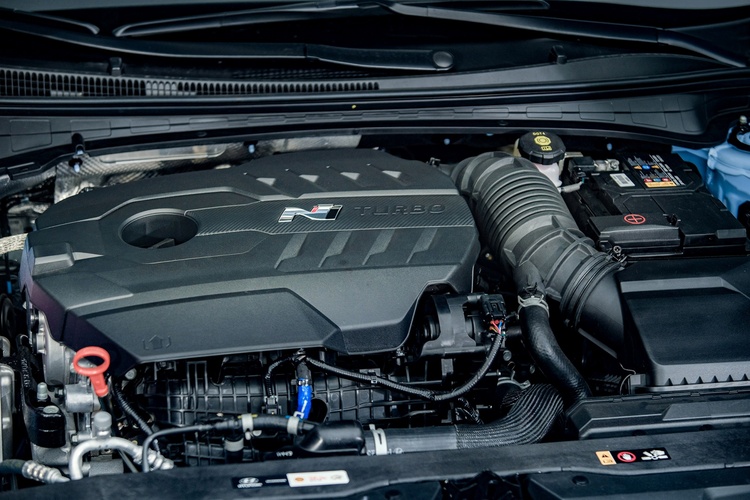 Hyundai Elantra N xuất hiện tại Việt Nam, sắp phân phối loạt xe thể thao N Brand chính hãng Hyundai Elantra N xuất hiện tại Việt Nam, sắp phân phối loạt xe thể thao N Brand chính hãng