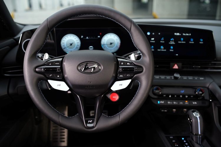 Hyundai Elantra N xuất hiện tại Việt Nam, sắp phân phối loạt xe thể thao N Brand chính hãng Hyundai Elantra N xuất hiện tại Việt Nam, sắp phân phối loạt xe thể thao N Brand chính hãng