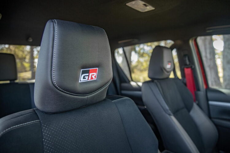 toyota-hilux-gr-sport-2023-16.jpg toyota-hilux-gr-sport-2023-16.jpg