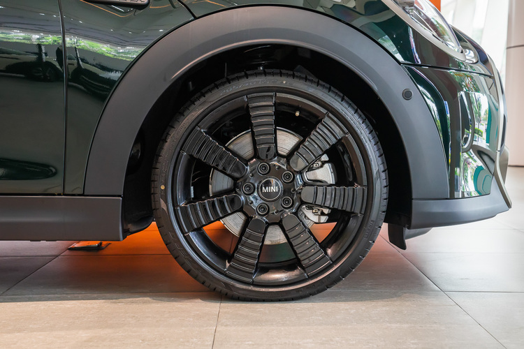 Xe "độc" MINI Cooper S 3-Cửa Resolute Edition 2023 báo giá từ 2,3 tỷ đồng