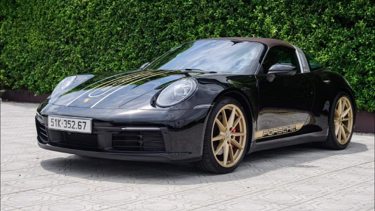 Porsche 911 Targa phiên bản mới hút mọi ánh nhìn