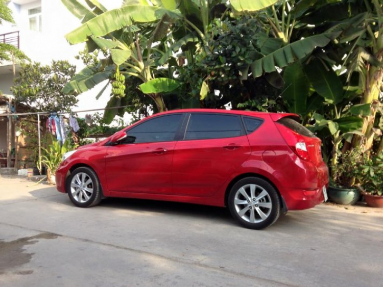 Lần đầu mua, KIA RIO AT hay Mit Attrage CVT??? Lần đầu mua, KIA RIO AT hay Mit Attrage CVT???