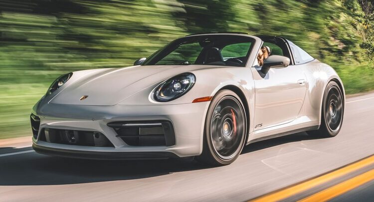 Porsche-911-GTS-2022.jpg