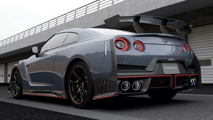 nissan-gt-r-2024-5.jpg