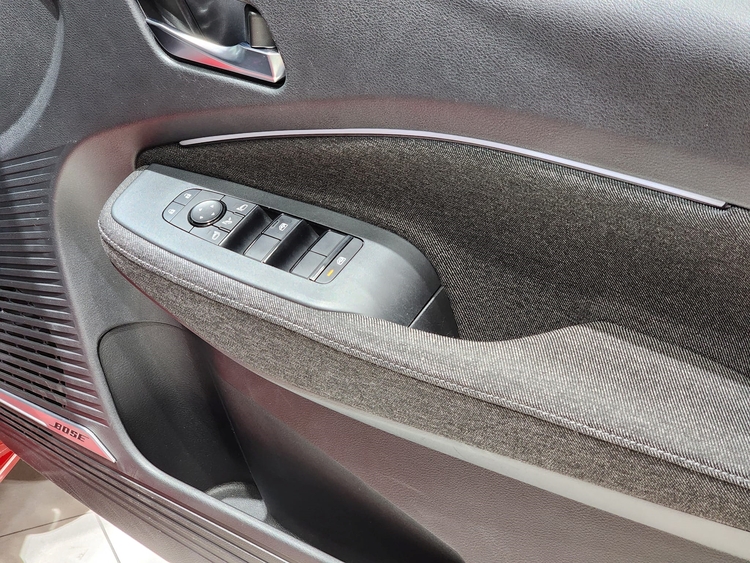 nissan-note-aura-e-power-18.jpg nissan-note-aura-e-power-18.jpg