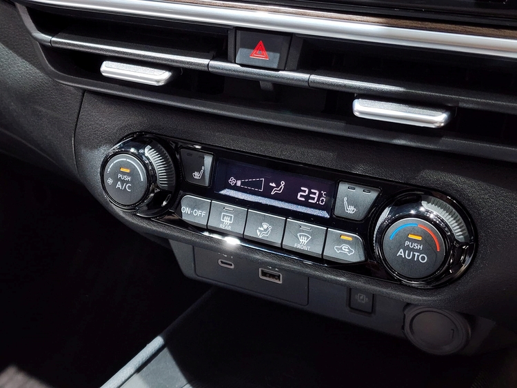 nissan-note-aura-e-power-21.jpg nissan-note-aura-e-power-21.jpg