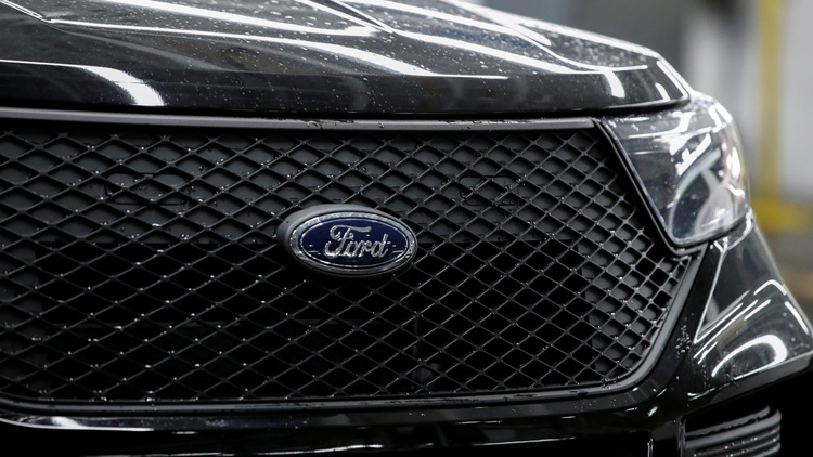 Ford triệu hồi gần nửa triệu xe toàn cầu vì lỗi camera lùi không hiển thị video