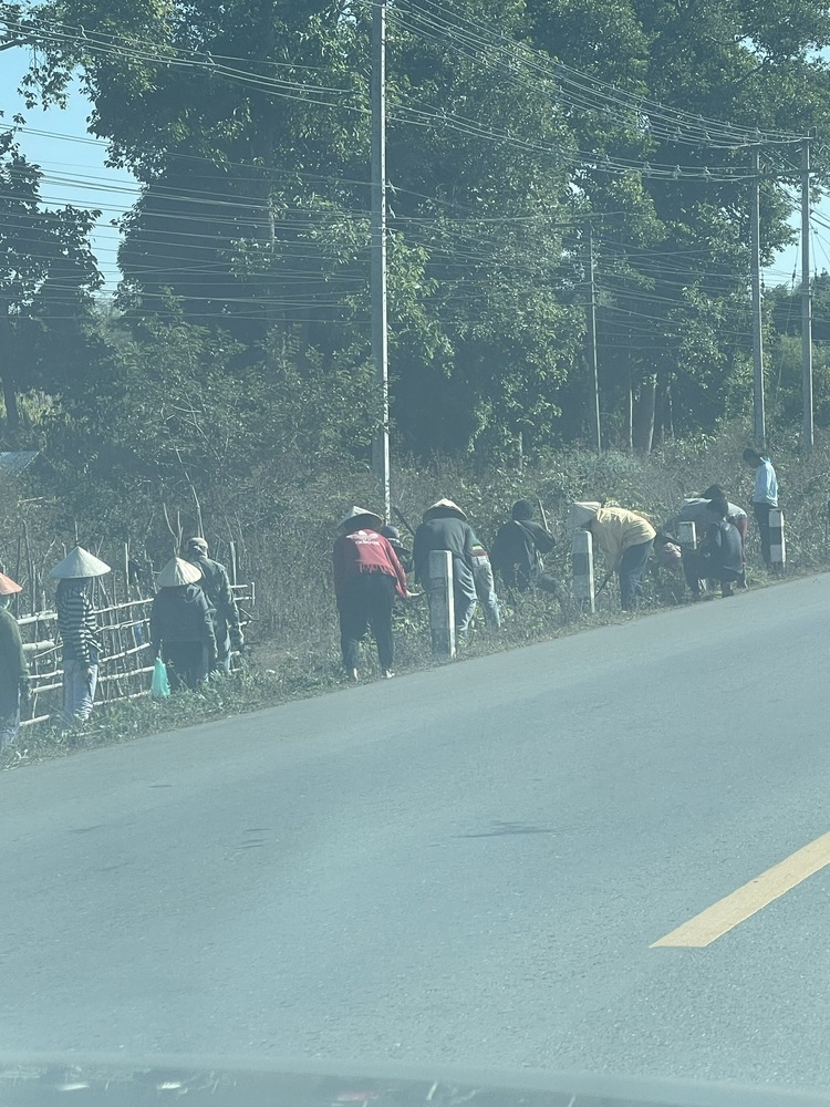 Chia sẻ kinh nghiệm du lịch tự lái ô tô đi Lào Chia sẻ kinh nghiệm du lịch tự lái ô tô đi Lào