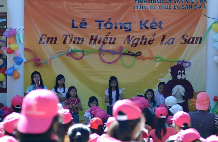 HÈ ĐI LÔNG BÔNG. HÈ ĐI LÔNG BÔNG.