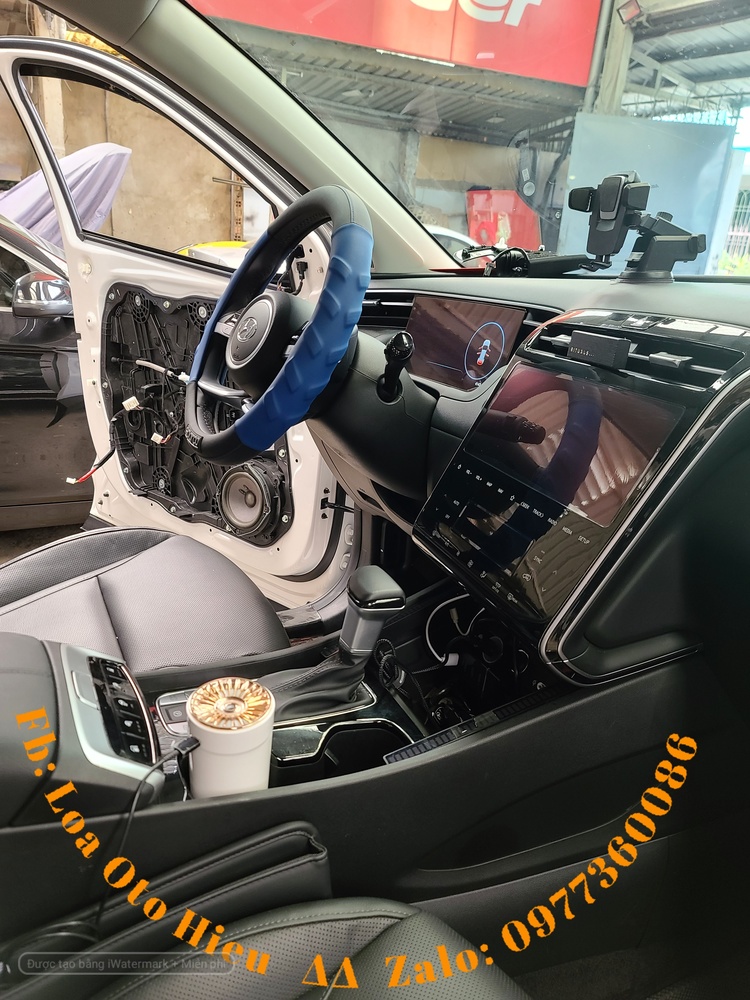 Hyundai Tucson 2023 bỏ âm thanh Bose zin của xe nâng cấp dòng xịn sò hơn.