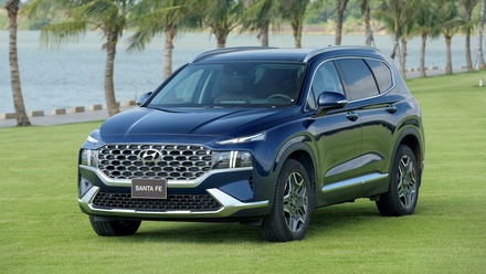 Hyundai Santa Fe.jpg