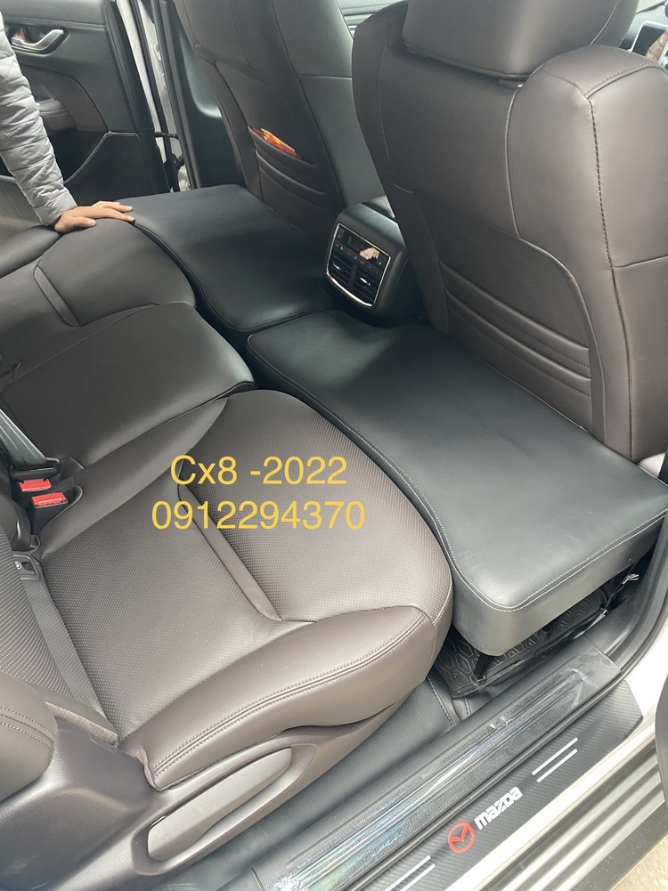 Hỏi chỗ làm sofa cho hàng ghế giữa biến thành giường nằm ! Hỏi chỗ làm sofa cho hàng ghế giữa biến thành giường nằm !