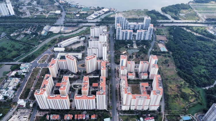 TPHCM bán đấu giá 3.800 căn hộ từng làm bệnh viện dã chiến TPHCM bán đấu giá 3.800 căn hộ từng làm bệnh viện dã chiến