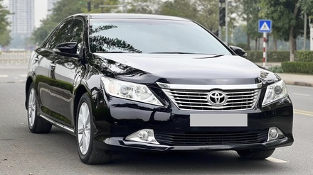 Toyota Camry 2.5Q 2013.jpg