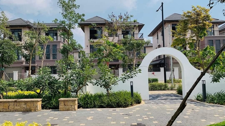 GS Nhà Bè - Thành Công Rực Rỡ Hay Chỉ Là Vẽ Vời ? GS Nhà Bè - Thành Công Rực Rỡ Hay Chỉ Là Vẽ Vời ?