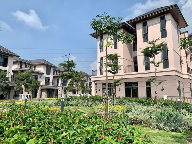 GS Nhà Bè - Thành Công Rực Rỡ Hay Chỉ Là Vẽ Vời ? GS Nhà Bè - Thành Công Rực Rỡ Hay Chỉ Là Vẽ Vời ?