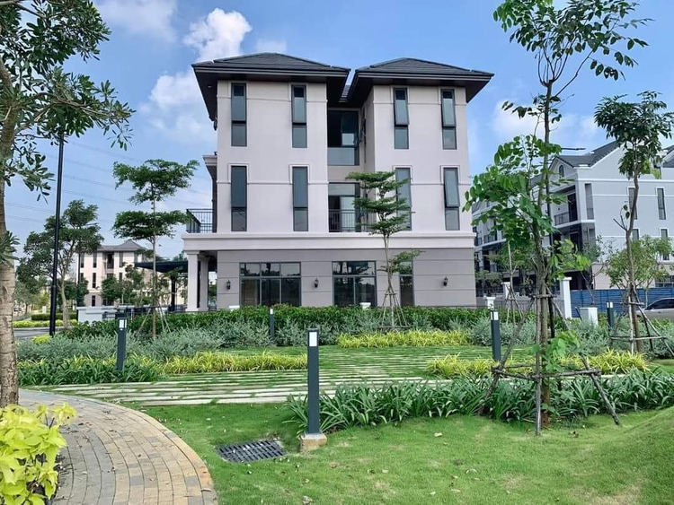 GS Nhà Bè - Thành Công Rực Rỡ Hay Chỉ Là Vẽ Vời ? GS Nhà Bè - Thành Công Rực Rỡ Hay Chỉ Là Vẽ Vời ?