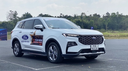 ford territory suoi tien ford.jpg