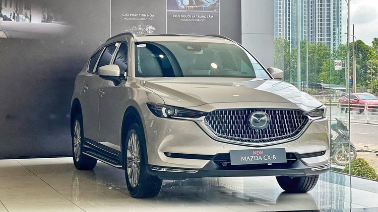 Nên mua Mazda CX-8 bản nào?