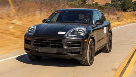 Porsche Cayenne EV 9.jpg