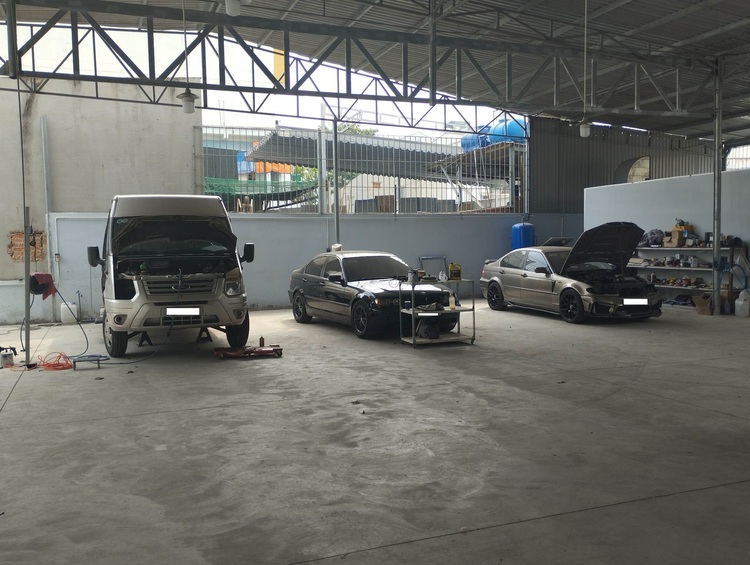 GARAGE TÍN PHÁT. 2/117 Đường Số 8,Bình Hưng Hòa,Bình Tân (Đối diện Aeon Tân Phú).