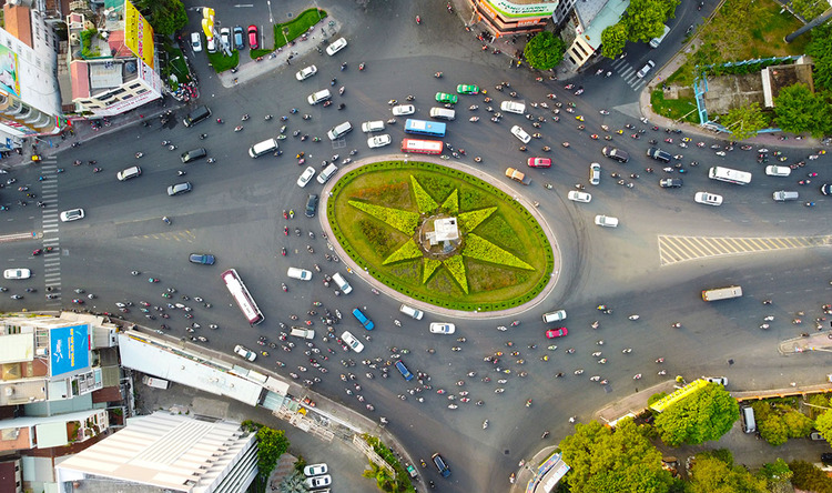 TP. HCM: Đề xuất dỡ bỏ vòng xoay ở Điện Biên Phủ - Nguyễn Bỉnh Khiêm TP. HCM: Đề xuất dỡ bỏ vòng xoay ở Điện Biên Phủ - Nguyễn Bỉnh Khiêm