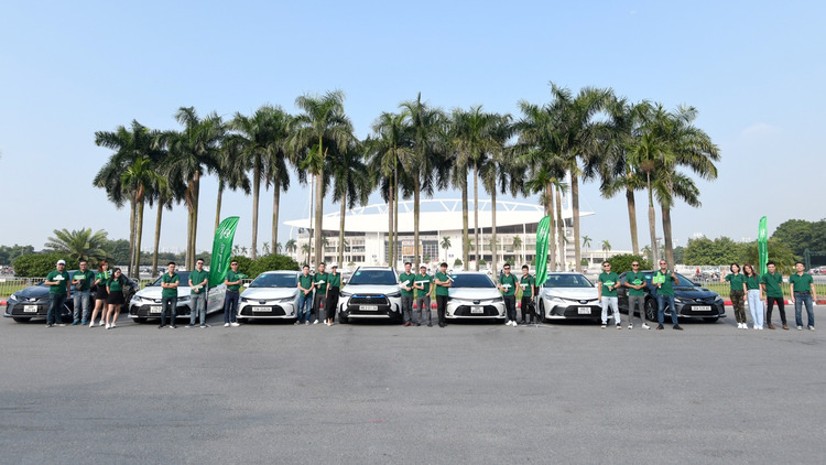 Không phải Vios, Corolla Cross mới là xe bán chạy nhất của Toyota tại Việt Nam đầu năm 2023 Không phải Vios, Corolla Cross mới là xe bán chạy nhất của Toyota tại Việt Nam đầu năm 2023