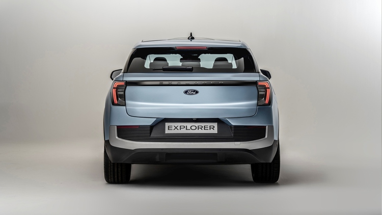 ford-explorer-2023-21.jpg ford-explorer-2023-21.jpg