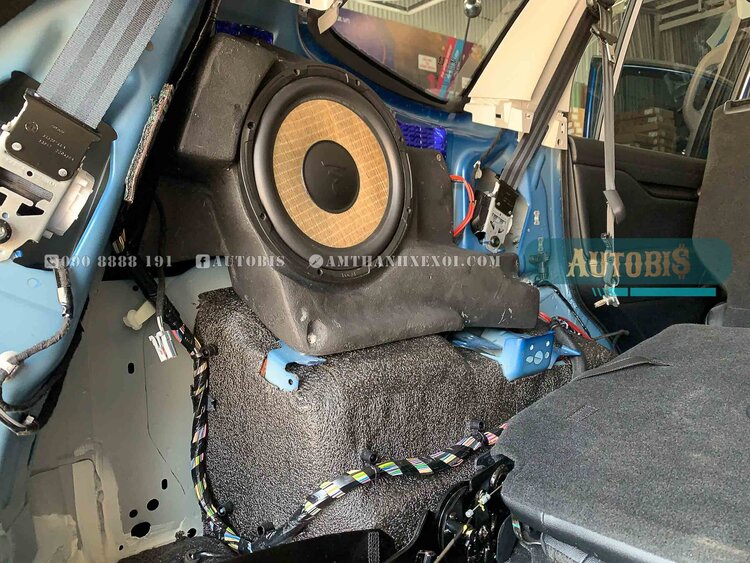 Nâng Cấp Âm Thanh Subwoofer Cho Ford Everest Với Focal Như Zin Tại Autobis