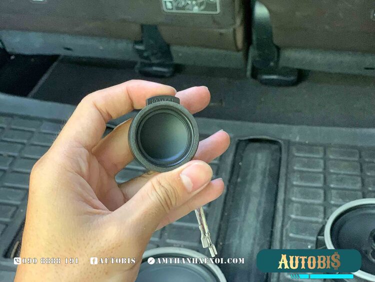 Toyota Fortuner Với Nâng Cấp Âm Thanh Plug & Play Của Focal Và Cách Âm Với Thương Hiệu DrARTEX Tại Autobis