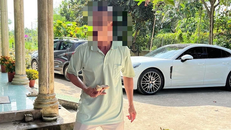 muon xe Porsche bi loi.jpg muon xe Porsche bi loi.jpg