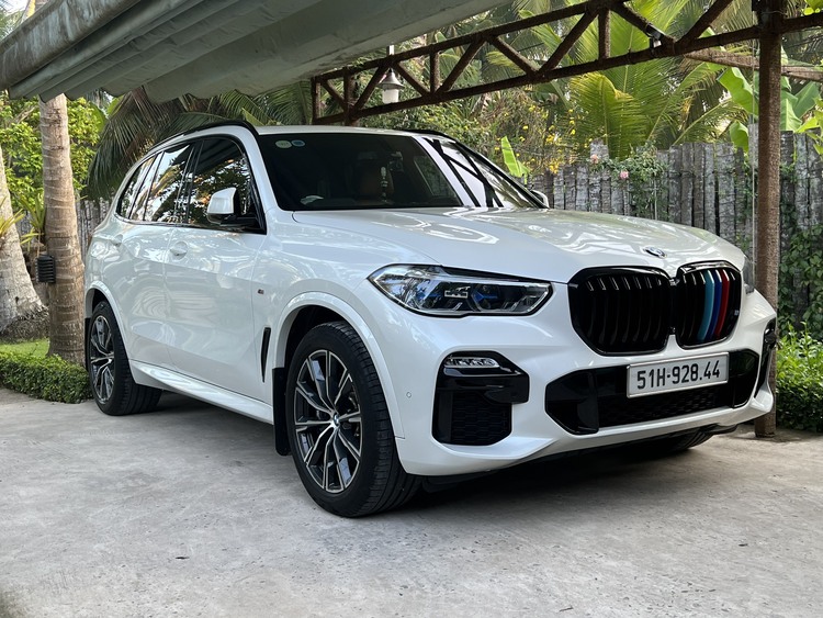 Chia sẻ về cảm nhận và Đánh Giá BMW X5 M Sport mới lấy