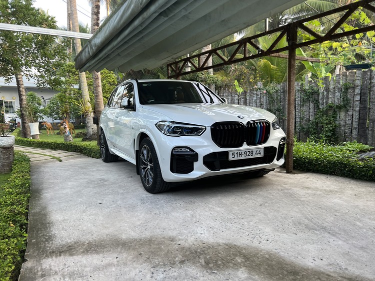 Chia sẻ về cảm nhận và Đánh Giá BMW X5 M Sport mới lấy