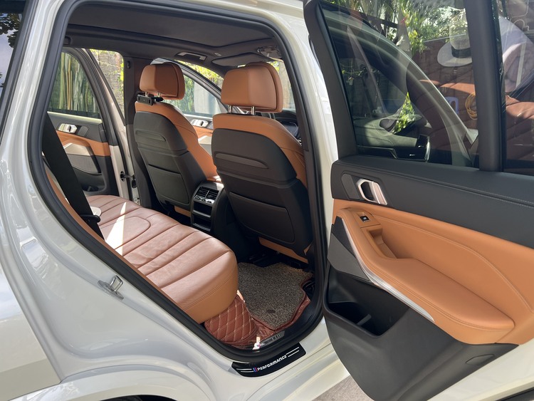 Chia sẻ về cảm nhận và Đánh Giá BMW X5 M Sport mới lấy Chia sẻ về cảm nhận và Đánh Giá BMW X5 M Sport mới lấy