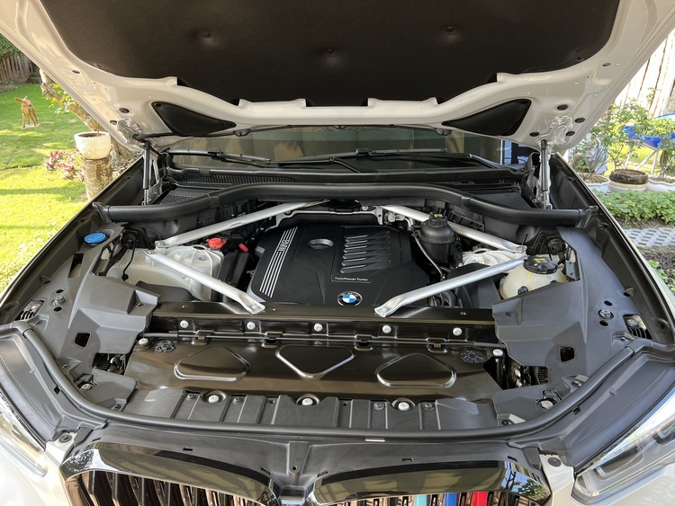 Chia sẻ về BMW X5 M Sport mới lấy